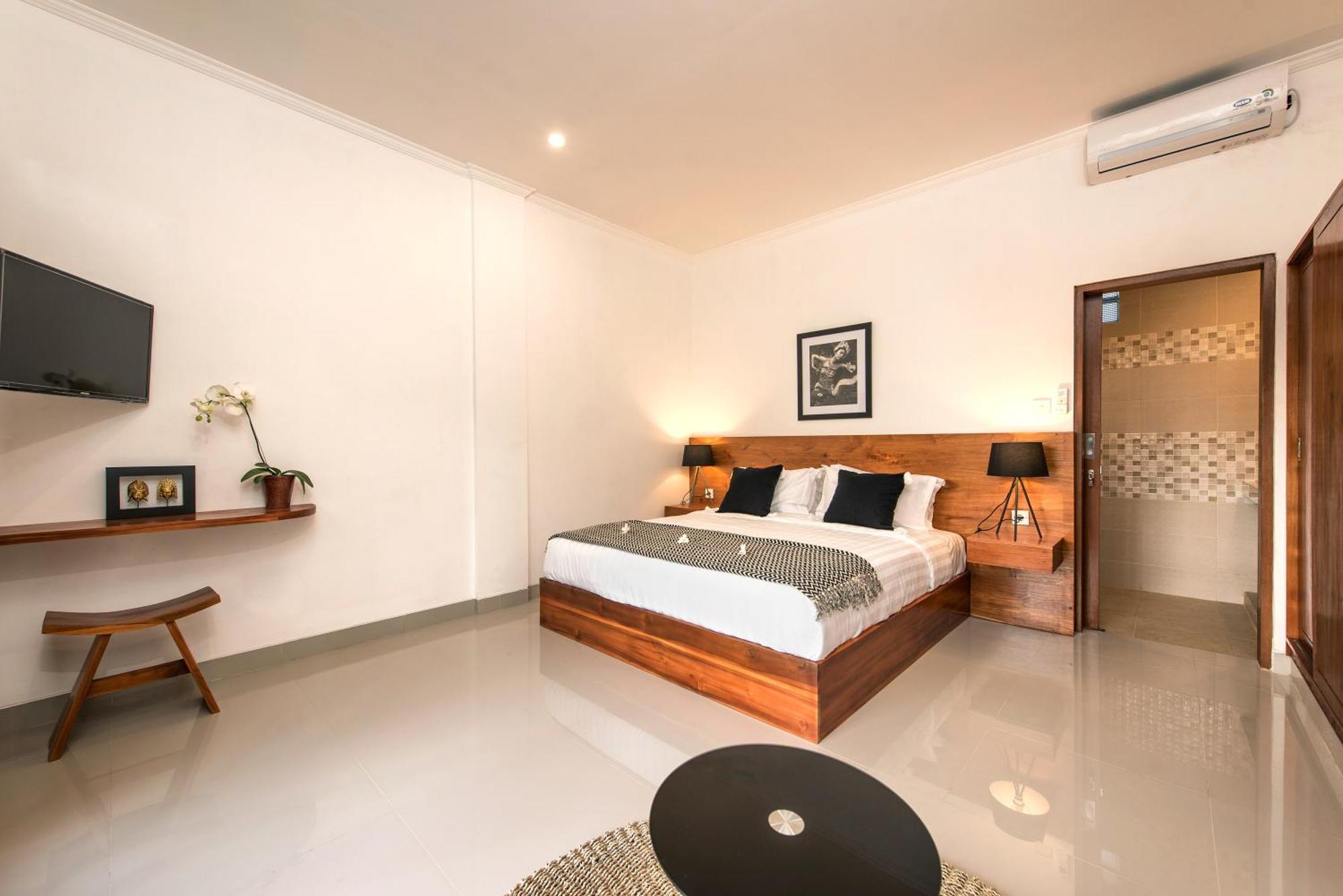 Puri Uma Ratu By Rpm Hotel Seminyak  Exterior photo